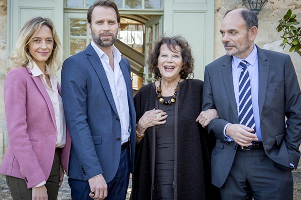 Fin de Tournage de la Loi de Julien avec la reception de Jean-Pierre Darroussin, et Claudia Cardinale.